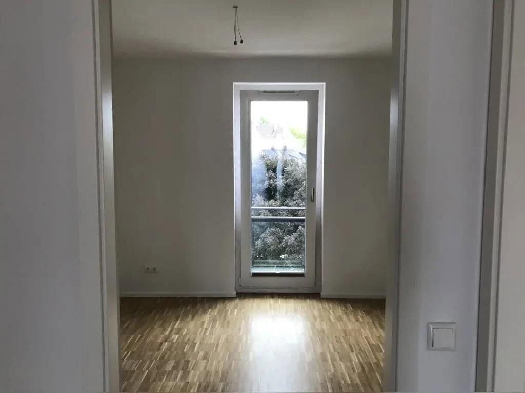 Pronájem bytu 3+1 74 m², Köln, Severní Porýní-Vestfálsko Pronájem bytu 3+1 74 m², Köln, Severní Porýní-Vestfálsko