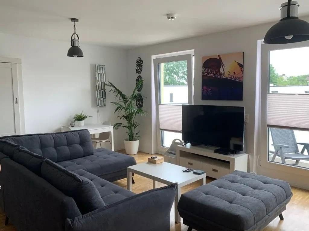 Pronájem bytu 3+1 74 m², Köln, Severní Porýní-Vestfálsko Pronájem bytu 3+1 74 m², Köln, Severní Porýní-Vestfálsko