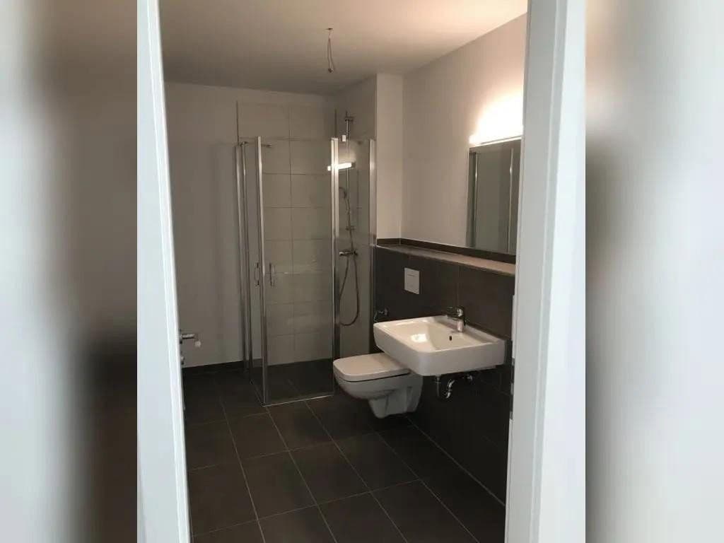 Pronájem bytu 3+1 74 m², Köln, Severní Porýní-Vestfálsko Pronájem bytu 3+1 74 m², Köln, Severní Porýní-Vestfálsko