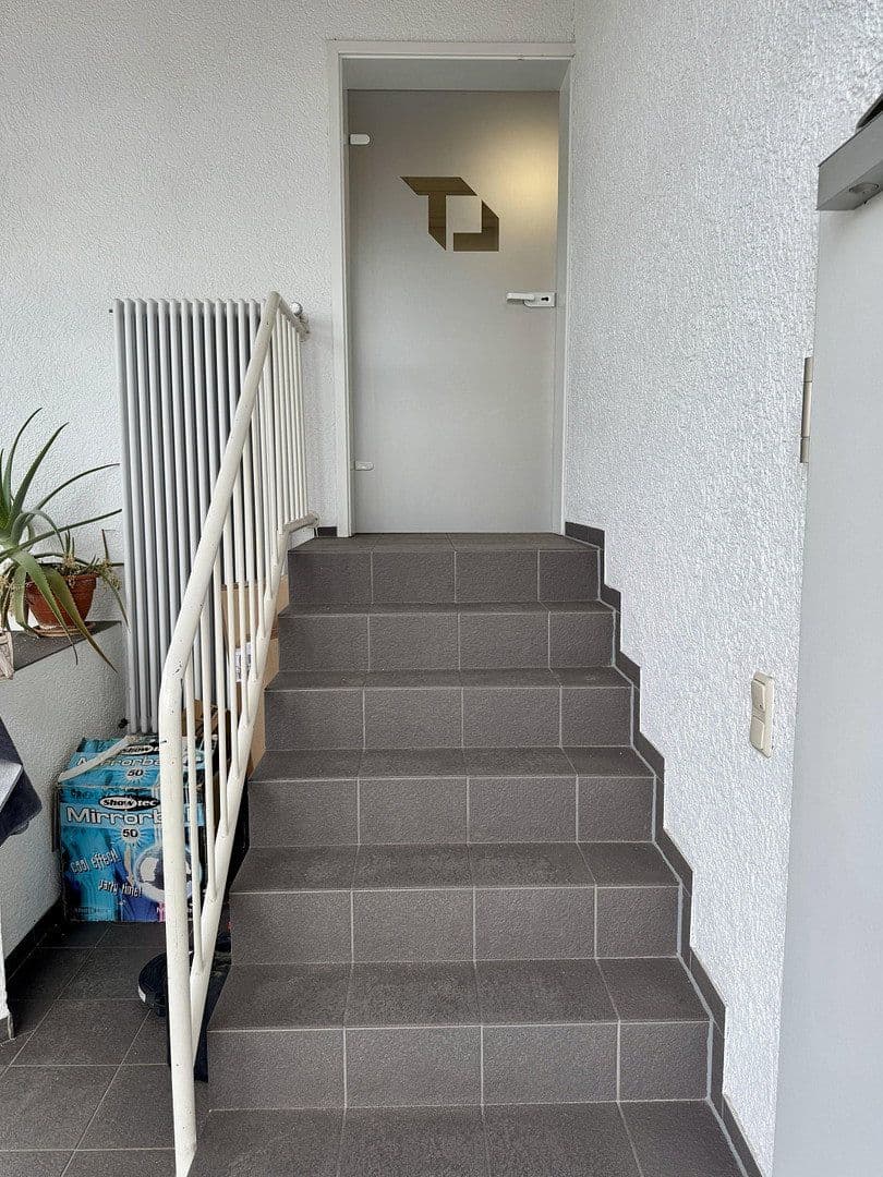 Pronájem nebytového prostoru 850 m², Raiffeisenstraße 6, Ronneburg, Hessen Pronájem nebytového prostoru 850 m², Raiffeisenstraße 6, Ronneburg, Hessen