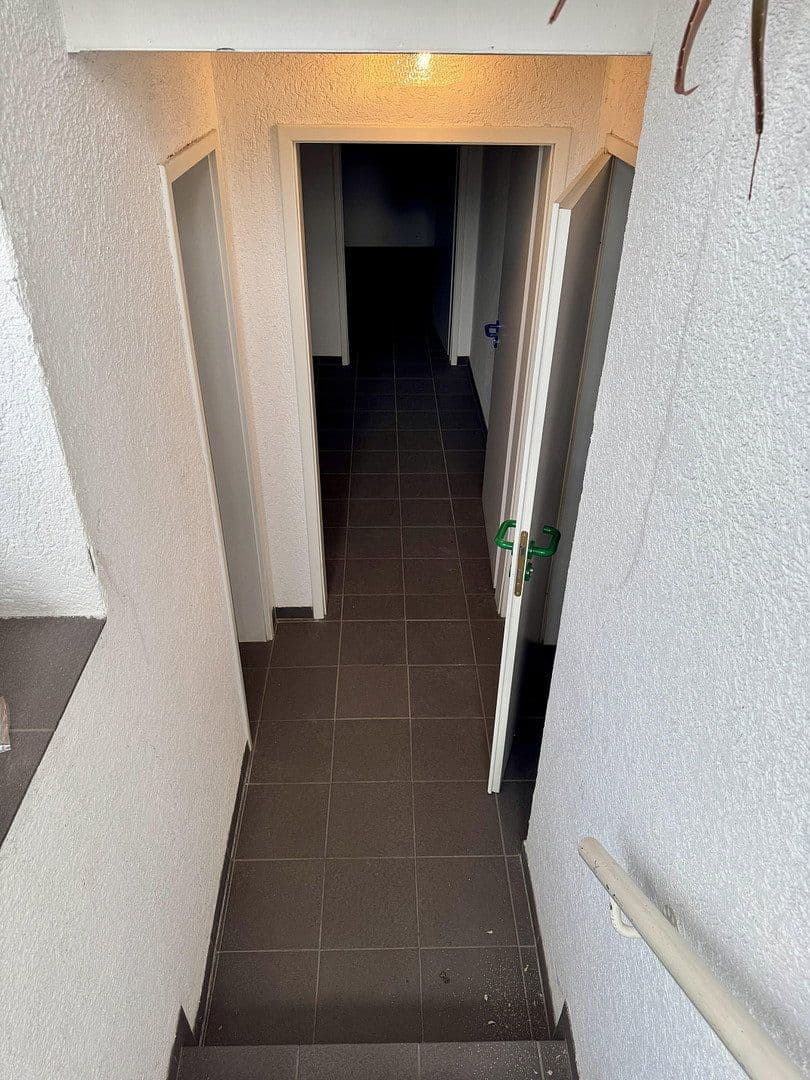 Pronájem nebytového prostoru 850 m², Raiffeisenstraße 6, Ronneburg, Hessen Pronájem nebytového prostoru 850 m², Raiffeisenstraße 6, Ronneburg, Hessen