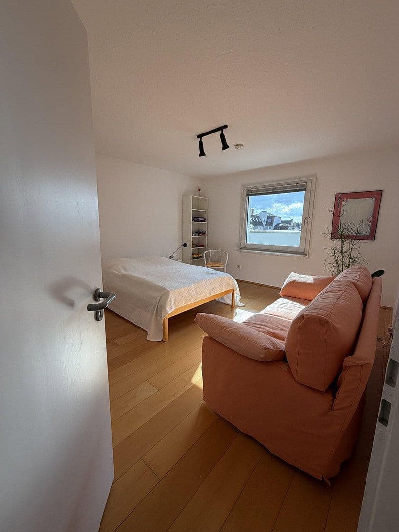 Pronájem domu 220 m², pozemek 200 m², Ruhrstr. 34, Witten, Severní Porýní-Vestfálsko Pronájem domu 220 m², pozemek 200 m², Ruhrstr. 34, Witten, Severní Porýní-Vestfálsko