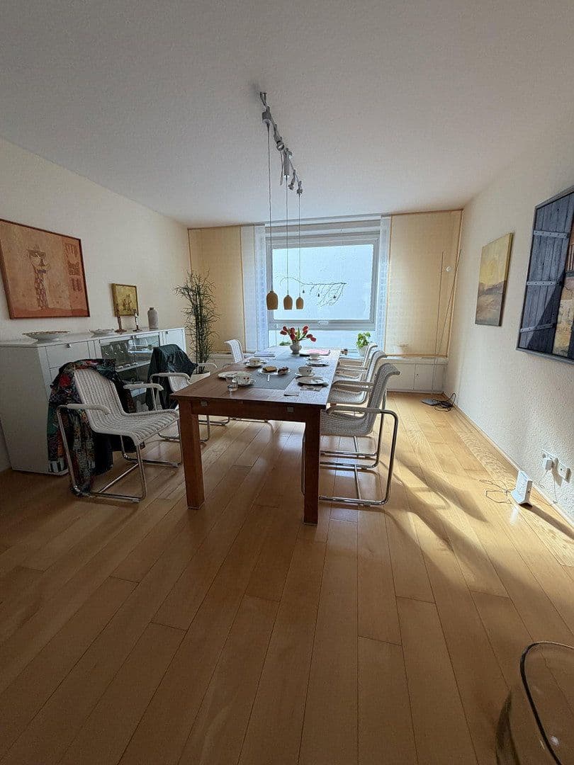 Pronájem domu 220 m², pozemek 200 m², Ruhrstr. 34, Witten, Severní Porýní-Vestfálsko Pronájem domu 220 m², pozemek 200 m², Ruhrstr. 34, Witten, Severní Porýní-Vestfálsko
