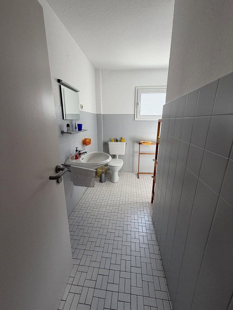 Pronájem domu 220 m², pozemek 200 m², Ruhrstr. 34, Witten, Severní Porýní-Vestfálsko Pronájem domu 220 m², pozemek 200 m², Ruhrstr. 34, Witten, Severní Porýní-Vestfálsko