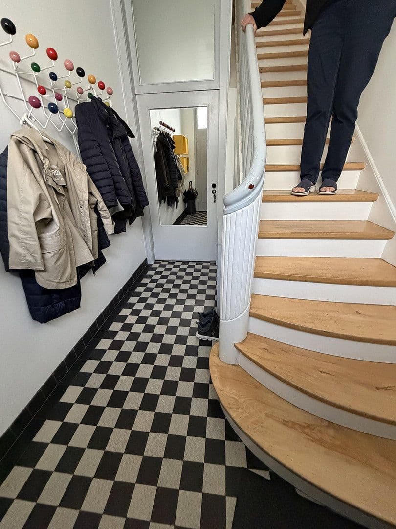 Pronájem domu 220 m², pozemek 200 m², Ruhrstr. 34, Witten, Severní Porýní-Vestfálsko Pronájem domu 220 m², pozemek 200 m², Ruhrstr. 34, Witten, Severní Porýní-Vestfálsko