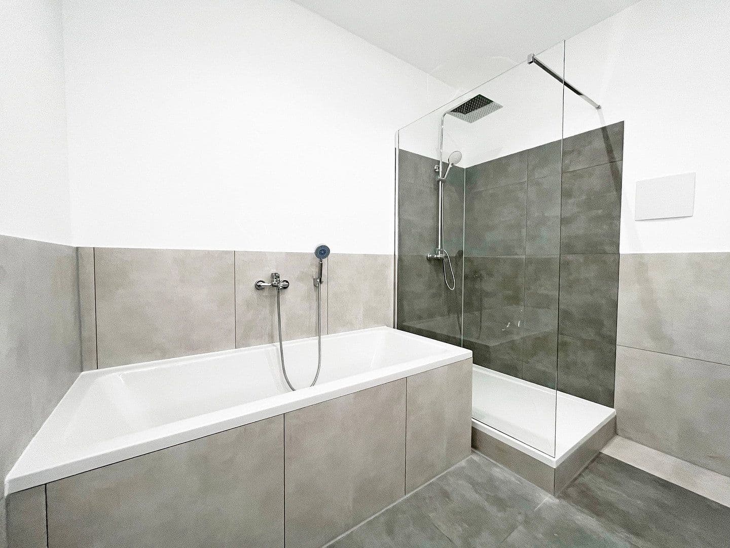 Pronájem bytu 4+kk 96 m², Ilsfeld, Bádensko-Württembersko Pronájem bytu 4+kk 96 m², Ilsfeld, Bádensko-Württembersko