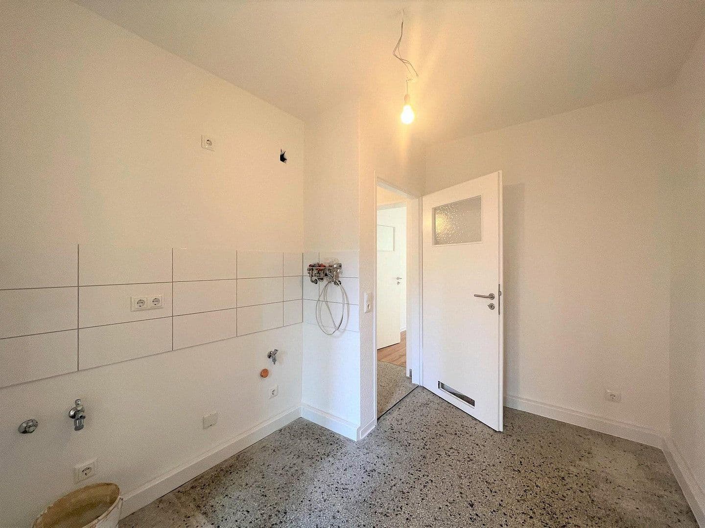 Pronájem bytu 2+1 54 m², Friedenstraße 2, Karlsruhe, Bádensko-Württembersko Pronájem bytu 2+1 54 m², Friedenstraße 2, Karlsruhe, Bádensko-Württembersko