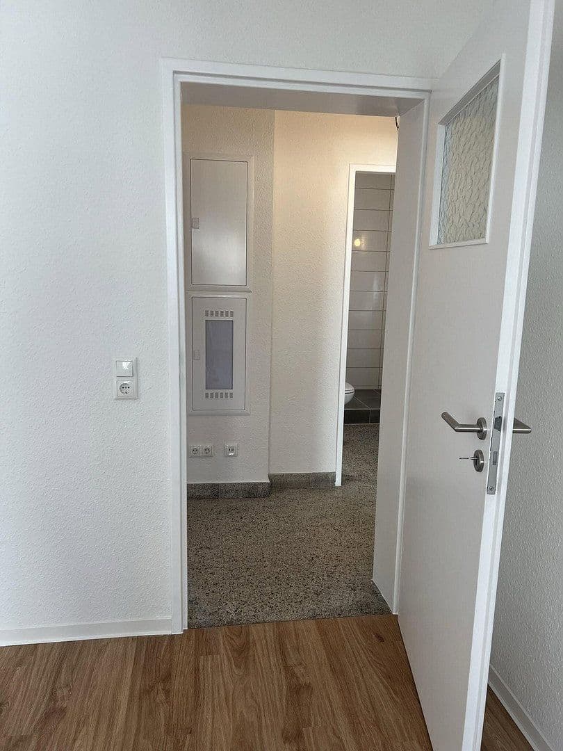 Pronájem bytu 2+1 54 m², Friedenstraße 2, Karlsruhe, Bádensko-Württembersko Pronájem bytu 2+1 54 m², Friedenstraße 2, Karlsruhe, Bádensko-Württembersko