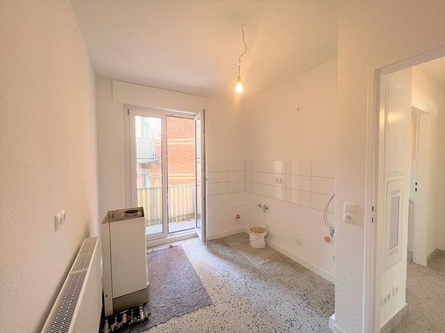 Pronájem bytu 2+1 54 m², Friedenstraße 2, Karlsruhe, Bádensko-Württembersko Pronájem bytu 2+1 54 m², Friedenstraße 2, Karlsruhe, Bádensko-Württembersko