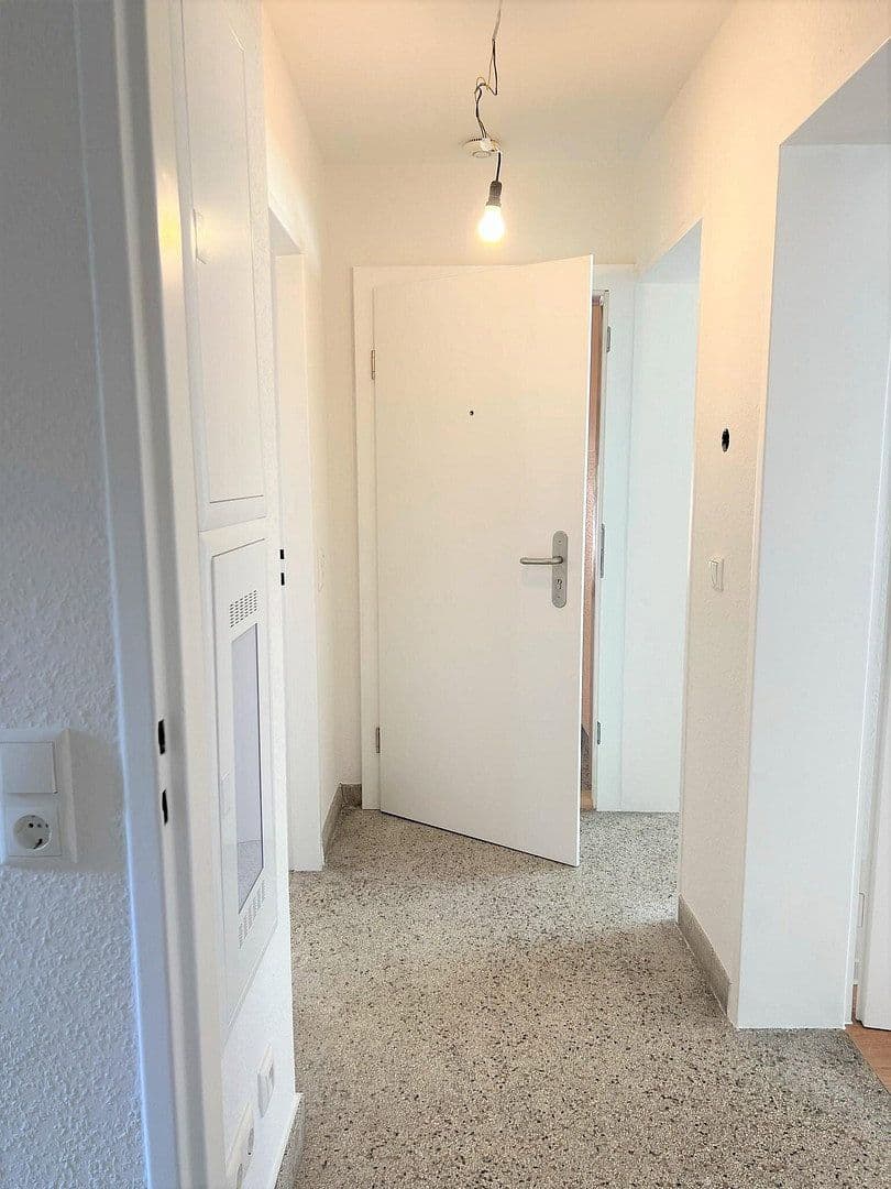 Pronájem bytu 2+1 54 m², Friedenstraße 2, Karlsruhe, Bádensko-Württembersko Pronájem bytu 2+1 54 m², Friedenstraße 2, Karlsruhe, Bádensko-Württembersko