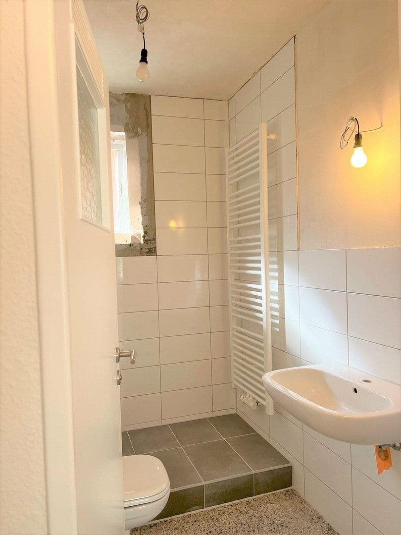 Pronájem bytu 2+1 54 m², Friedenstraße 2, Karlsruhe, Bádensko-Württembersko Pronájem bytu 2+1 54 m², Friedenstraße 2, Karlsruhe, Bádensko-Württembersko