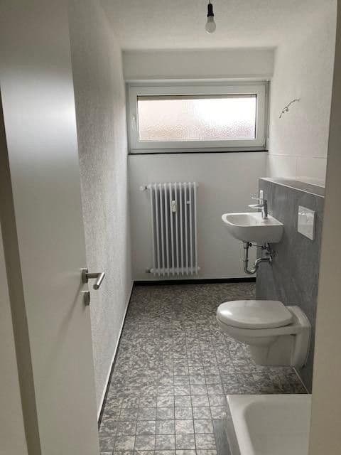 Pronájem bytu 1+1 31 m², Kaiserslautern, Porýní-Falc Pronájem bytu 1+1 31 m², Kaiserslautern, Porýní-Falc