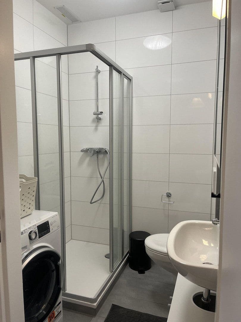 Pronájem bytu 2+1 45 m², Kaiser-Wilhelm-Ring 37, Mainz, Porýní-Falc Pronájem bytu 2+1 45 m², Kaiser-Wilhelm-Ring 37, Mainz, Porýní-Falc