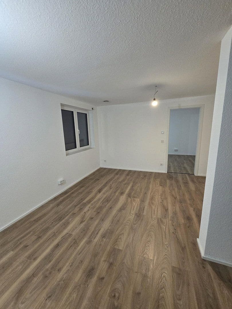 Pronájem bytu 2+1 52 m², Sandhausen, Bádensko-Württembersko Pronájem bytu 2+1 52 m², Sandhausen, Bádensko-Württembersko