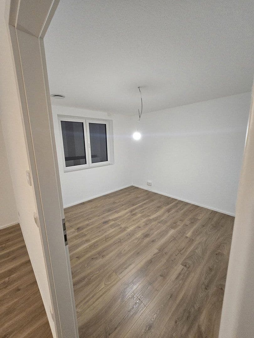 Pronájem bytu 2+1 52 m², Sandhausen, Bádensko-Württembersko Pronájem bytu 2+1 52 m², Sandhausen, Bádensko-Württembersko