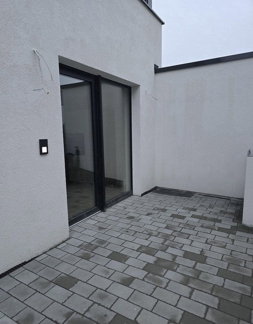 Pronájem bytu 2+1 52 m², Sandhausen, Bádensko-Württembersko Pronájem bytu 2+1 52 m², Sandhausen, Bádensko-Württembersko