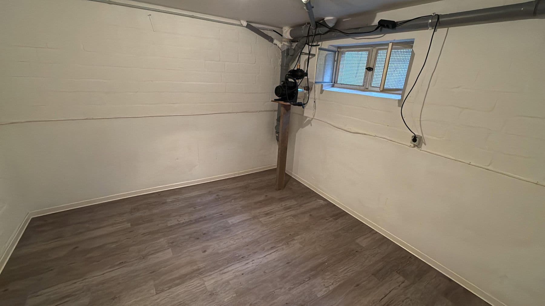 Prodej domu 160 m², pozemek 580 m², Wedel, Šlesvicko-Holštýnsko Prodej domu 160 m², pozemek 580 m², Wedel, Šlesvicko-Holštýnsko
