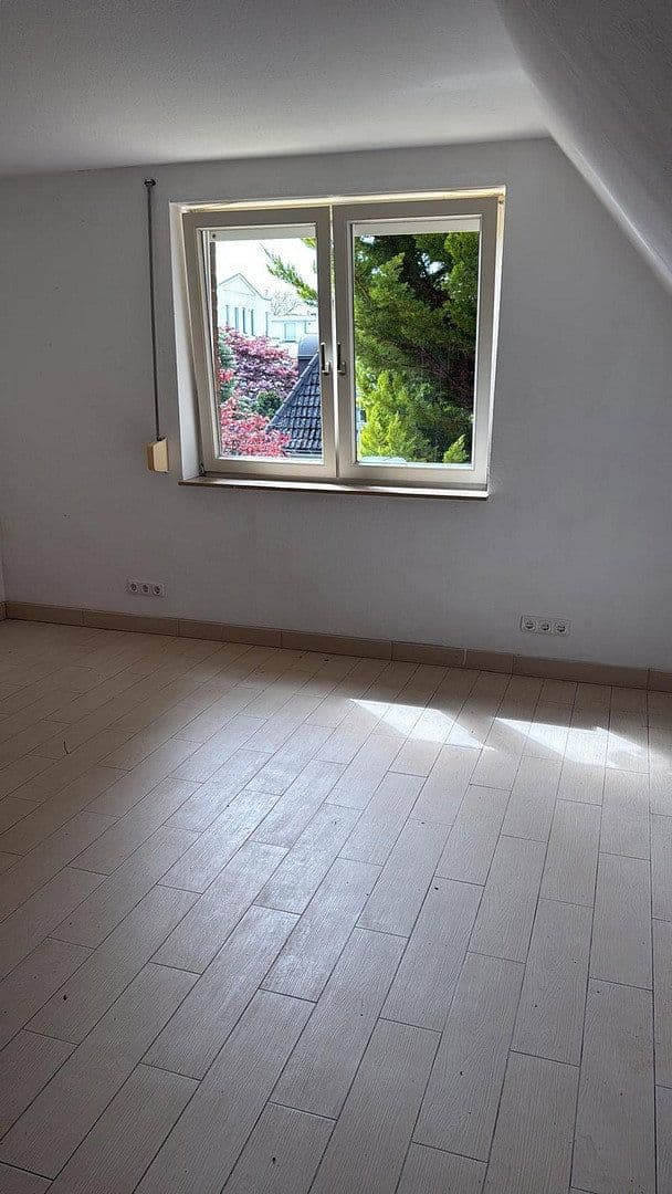 Prodej domu 160 m², pozemek 580 m², Wedel, Šlesvicko-Holštýnsko Prodej domu 160 m², pozemek 580 m², Wedel, Šlesvicko-Holštýnsko