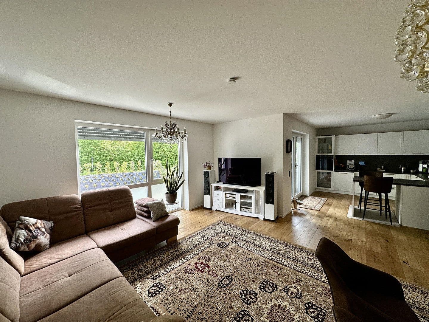 Prodej bytu 3+1 92 m², Buchenweg 5, Rengsdorf, Porýní-Falc Prodej bytu 3+1 92 m², Buchenweg 5, Rengsdorf, Porýní-Falc