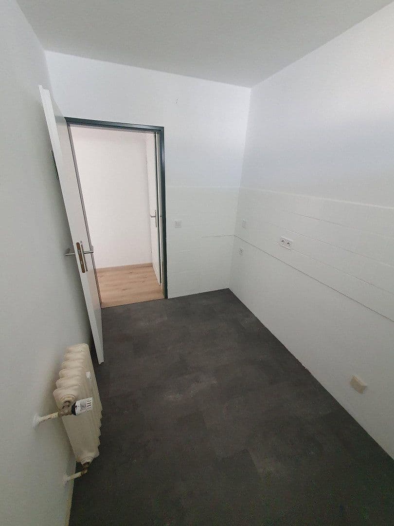 Pronájem bytu 1+kk 45 m², Stettiner Str. 1/3, Welzheim, Bádensko-Württembersko Pronájem bytu 1+kk 45 m², Stettiner Str. 1/3, Welzheim, Bádensko-Württembersko