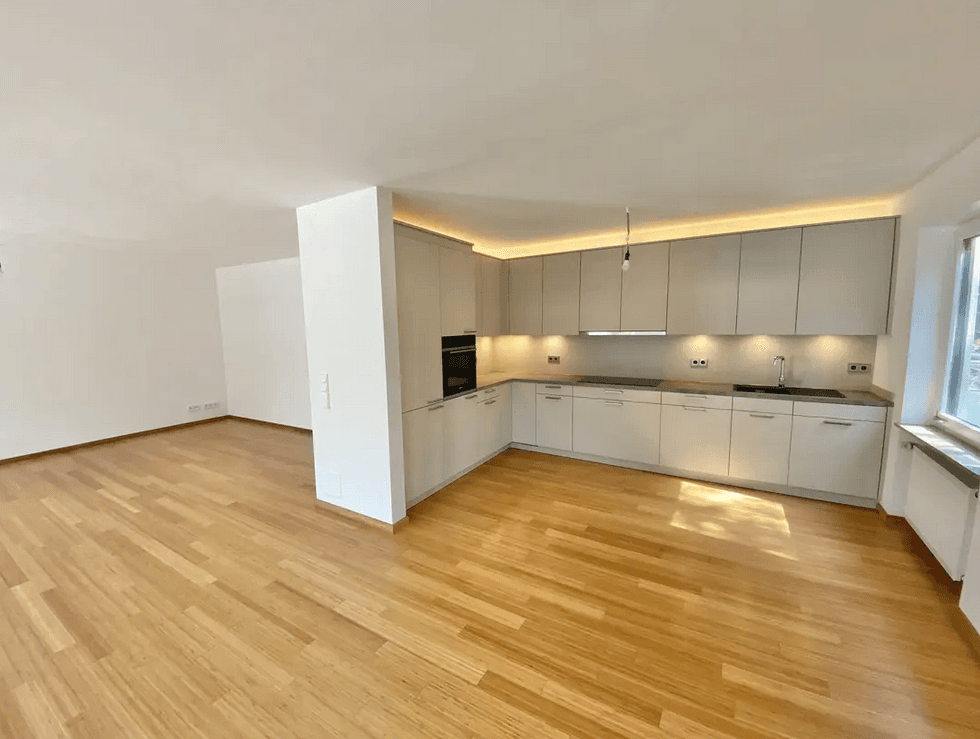 Prodej bytu 4+1 131 m², München, Bavorsko Prodej bytu 4+1 131 m², München, Bavorsko