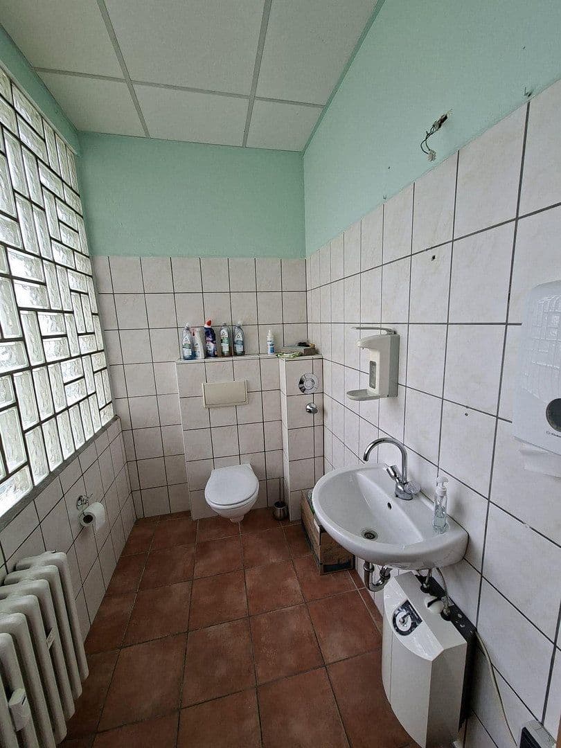 Pronájem kanceláře 74 m², Lindenstr. 37a, Gladbeck, Severní Porýní-Vestfálsko Pronájem kanceláře 74 m², Lindenstr. 37a, Gladbeck, Severní Porýní-Vestfálsko