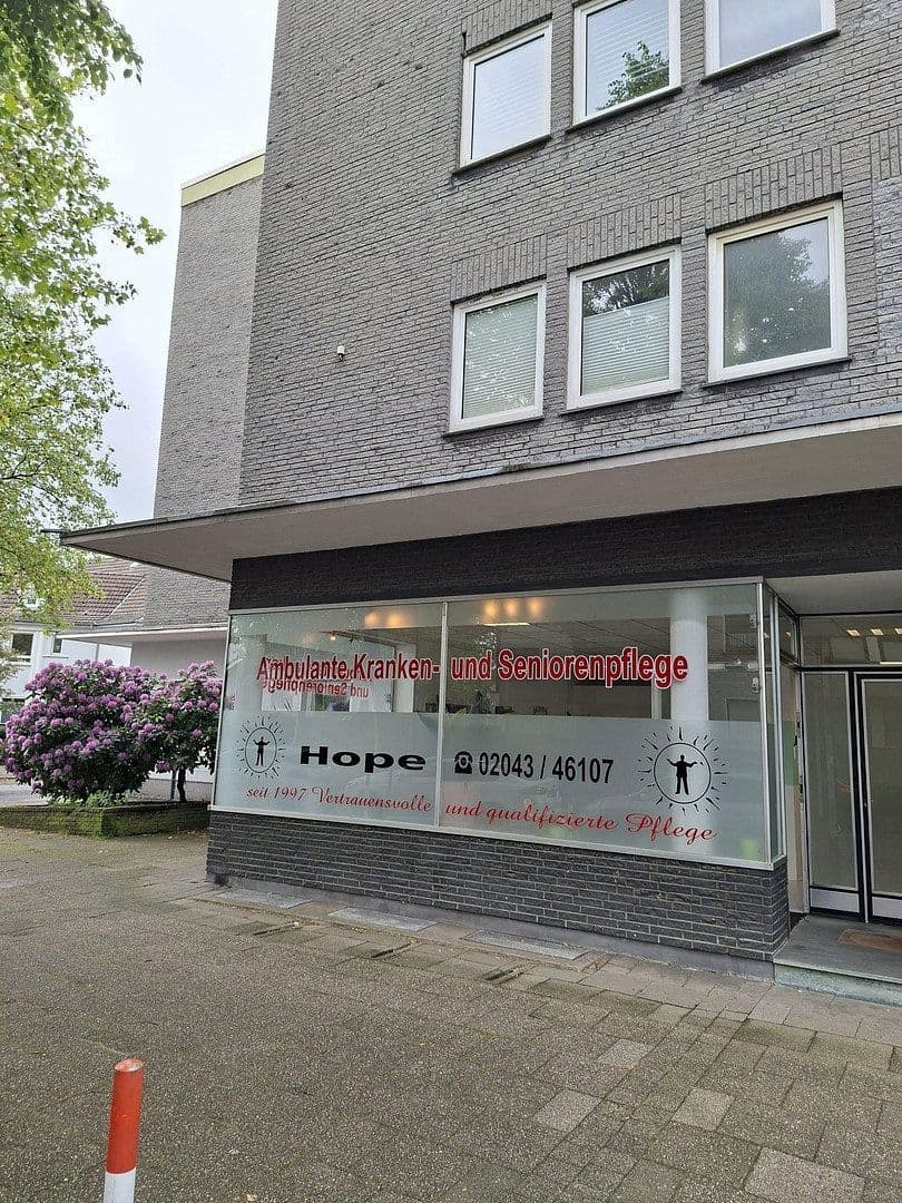 Pronájem kanceláře 74 m², Lindenstr. 37a, Gladbeck, Severní Porýní-Vestfálsko Pronájem kanceláře 74 m², Lindenstr. 37a, Gladbeck, Severní Porýní-Vestfálsko