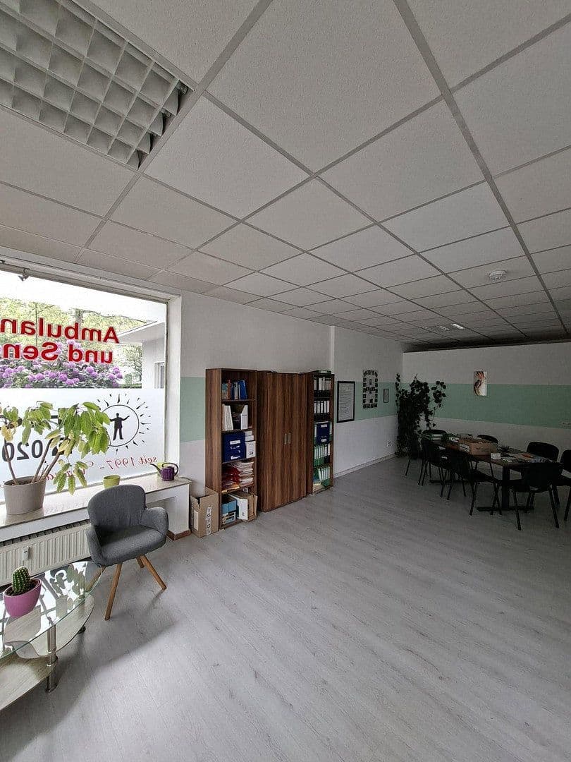 Pronájem kanceláře 74 m², Lindenstr. 37a, Gladbeck, Severní Porýní-Vestfálsko Pronájem kanceláře 74 m², Lindenstr. 37a, Gladbeck, Severní Porýní-Vestfálsko