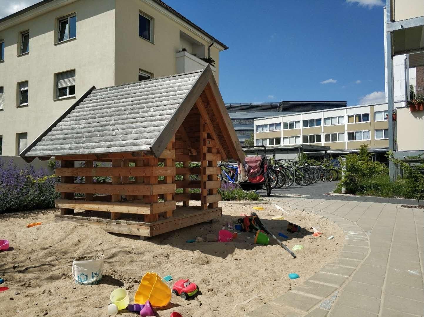 Pronájem bytu 2+1 47 m², Zeppelinstraße 10, Erlangen, Bavorsko Pronájem bytu 2+1 47 m², Zeppelinstraße 10, Erlangen, Bavorsko