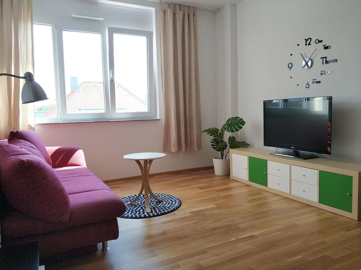 Pronájem bytu 2+1 47 m², Zeppelinstraße 10, Erlangen, Bavorsko Pronájem bytu 2+1 47 m², Zeppelinstraße 10, Erlangen, Bavorsko