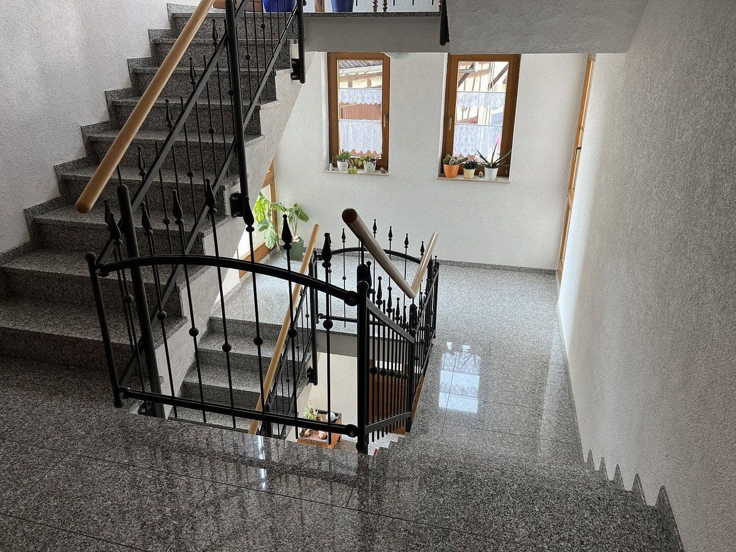 Prodej bytu 5+1 170 m², Rottenburg am Neckar, Bádensko-Württembersko Prodej bytu 5+1 170 m², Rottenburg am Neckar, Bádensko-Württembersko