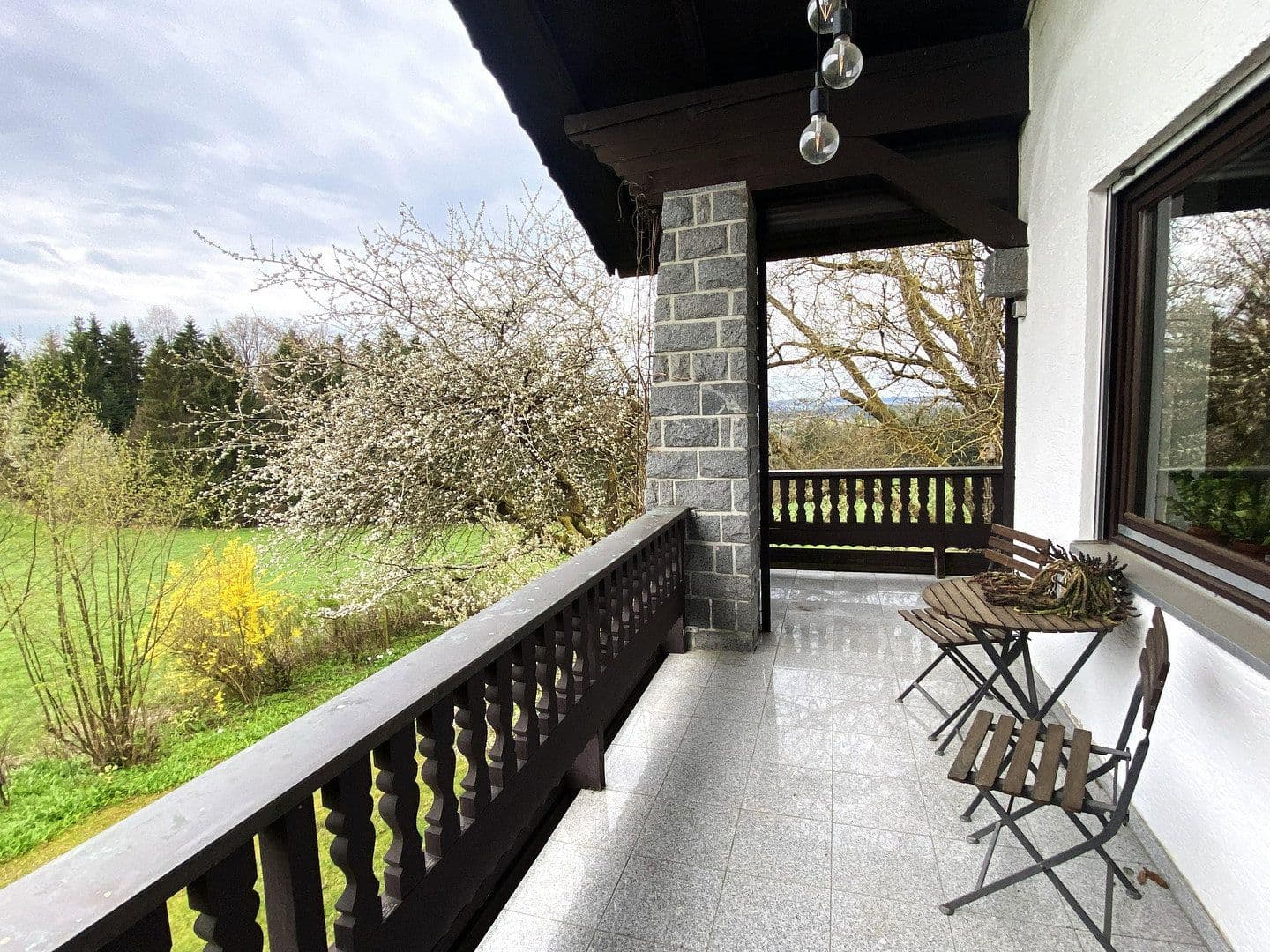 Prodej domu 189 m², pozemek 2.000 m², Fürstenstein, Bavorsko Prodej domu 189 m², pozemek 2.000 m², Fürstenstein, Bavorsko