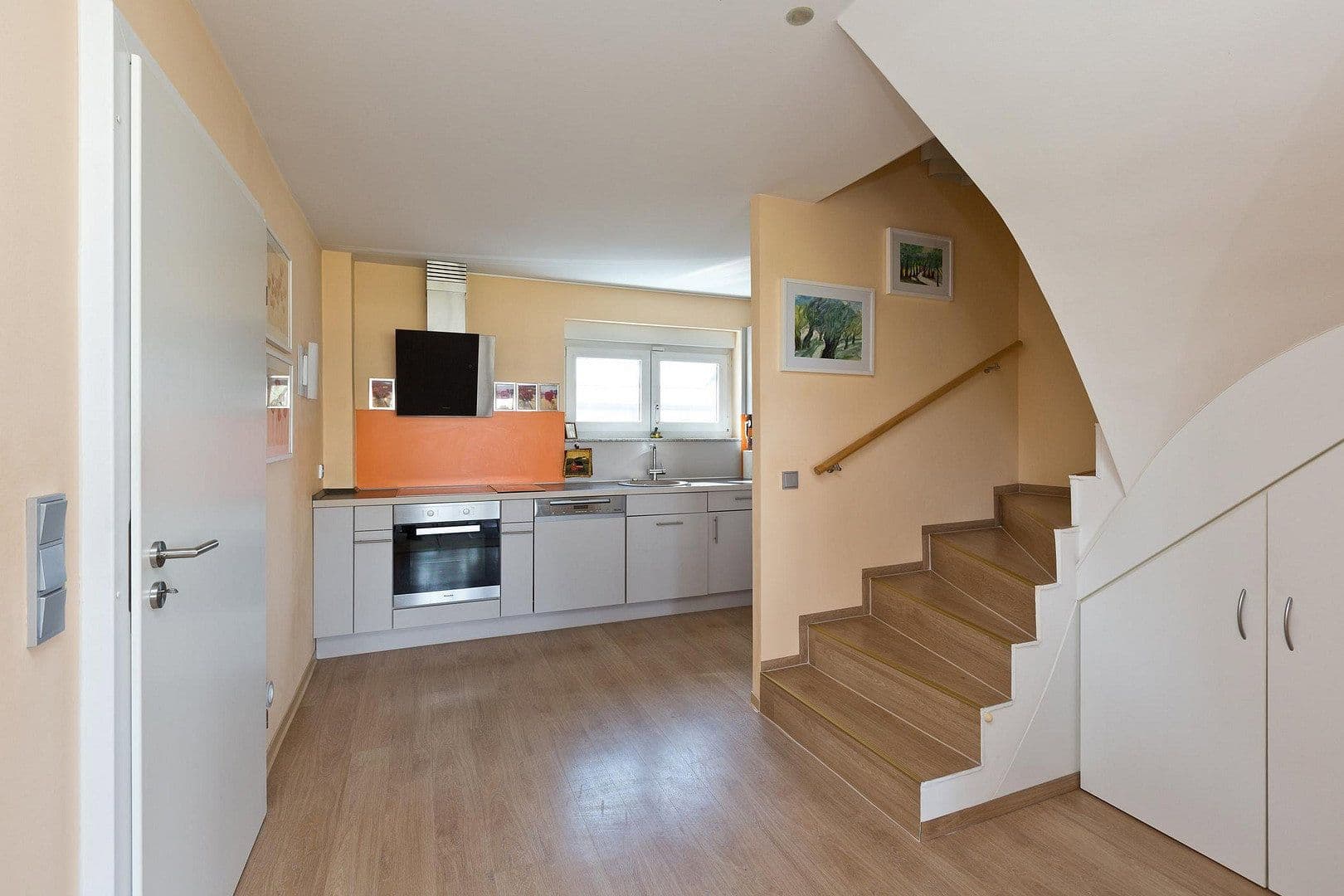 Prodej domu 150 m², pozemek 465 m², Göhren-Lebbin, Mecklenburg-Vorpommern Prodej domu 150 m², pozemek 465 m², Göhren-Lebbin, Mecklenburg-Vorpommern