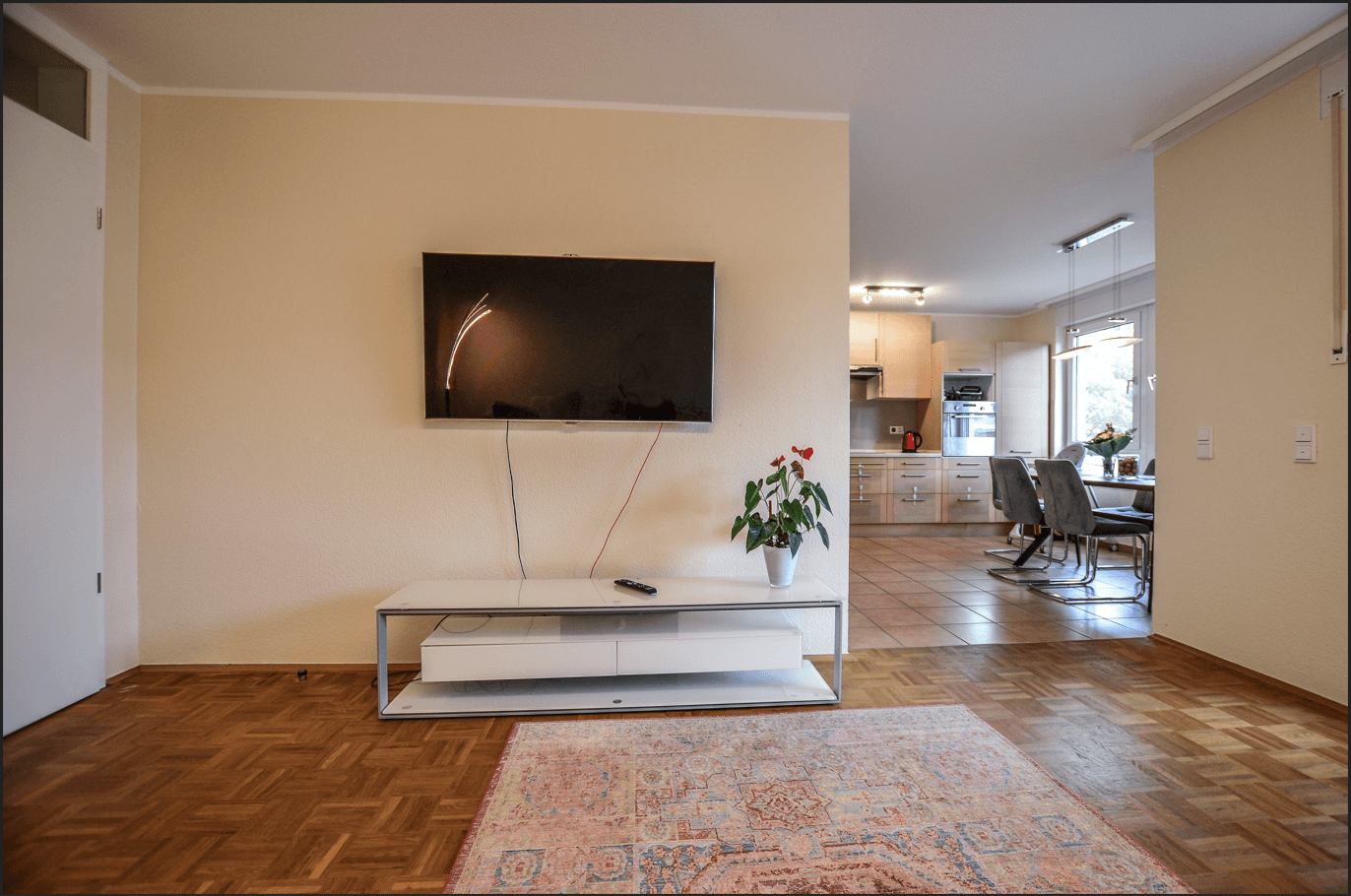 Pronájem bytu 3+1 75 m², Deutz-Mülheimer Str. 262B, Köln, Severní Porýní-Vestfálsko Pronájem bytu 3+1 75 m², Deutz-Mülheimer Str. 262B, Köln, Severní Porýní-Vestfálsko
