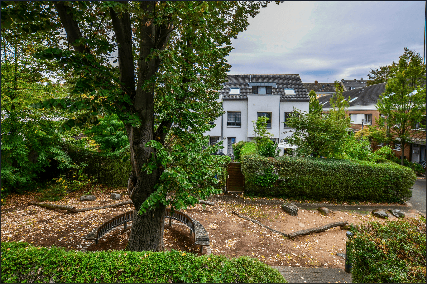 Pronájem bytu 3+1 75 m², Deutz-Mülheimer Str. 262B, Köln, Severní Porýní-Vestfálsko Pronájem bytu 3+1 75 m², Deutz-Mülheimer Str. 262B, Köln, Severní Porýní-Vestfálsko
