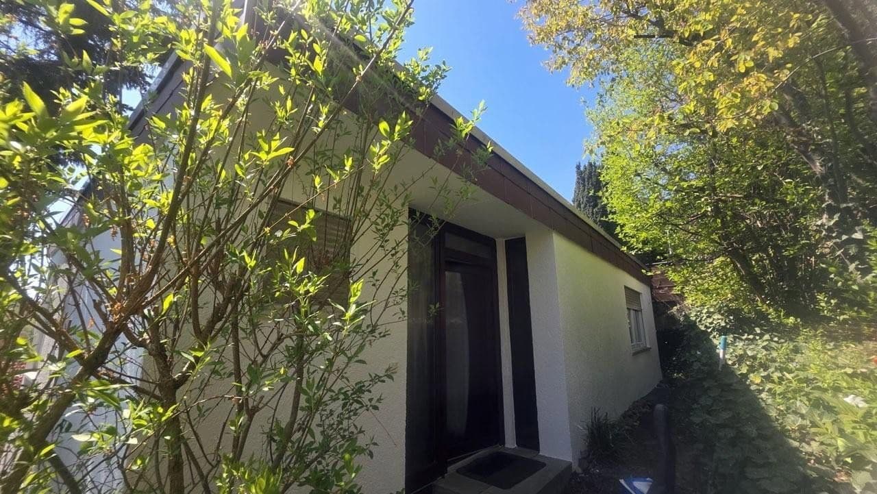 Prodej domu 152 m², pozemek 443 m², Einsteinstraße 78, Leonberg, Bádensko-Württembersko Prodej domu 152 m², pozemek 443 m², Einsteinstraße 78, Leonberg, Bádensko-Württembersko