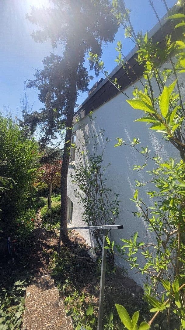 Prodej domu 152 m², pozemek 443 m², Einsteinstraße 78, Leonberg, Bádensko-Württembersko Prodej domu 152 m², pozemek 443 m², Einsteinstraße 78, Leonberg, Bádensko-Württembersko