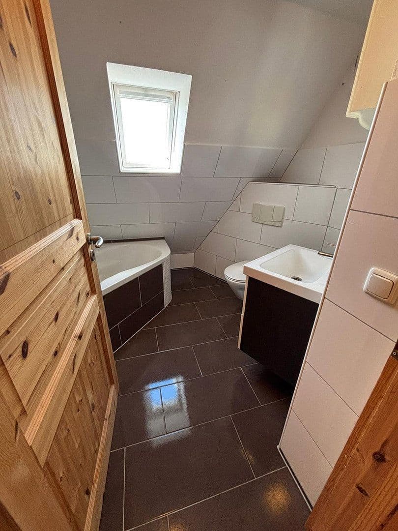 Prodej domu 162 m², pozemek 1.317 m², Alte Salzstr. 28, Bösdorf, Šlesvicko-Holštýnsko Prodej domu 162 m², pozemek 1.317 m², Alte Salzstr. 28, Bösdorf, Šlesvicko-Holštýnsko