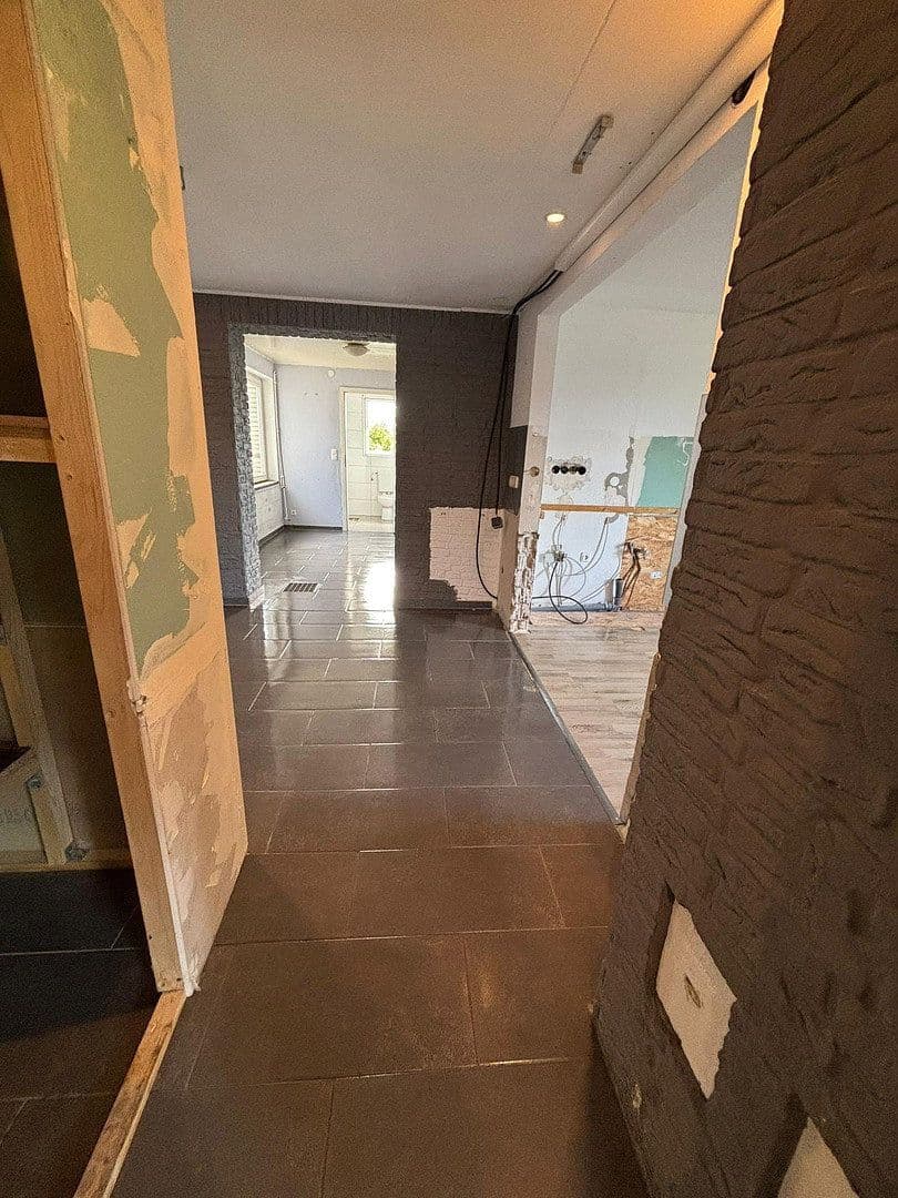 Prodej domu 162 m², pozemek 1.317 m², Alte Salzstr. 28, Bösdorf, Šlesvicko-Holštýnsko Prodej domu 162 m², pozemek 1.317 m², Alte Salzstr. 28, Bösdorf, Šlesvicko-Holštýnsko