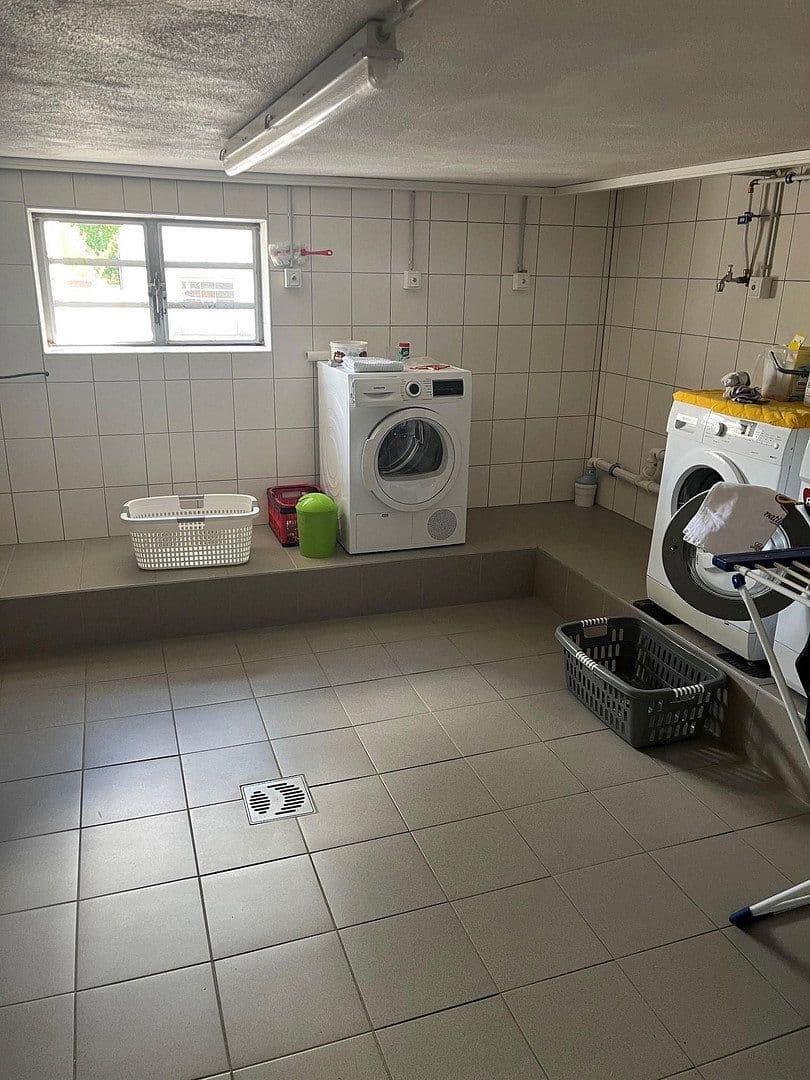 Prodej domu 214 m², pozemek 523 m², Neuwied, Porýní-Falc Prodej domu 214 m², pozemek 523 m², Neuwied, Porýní-Falc
