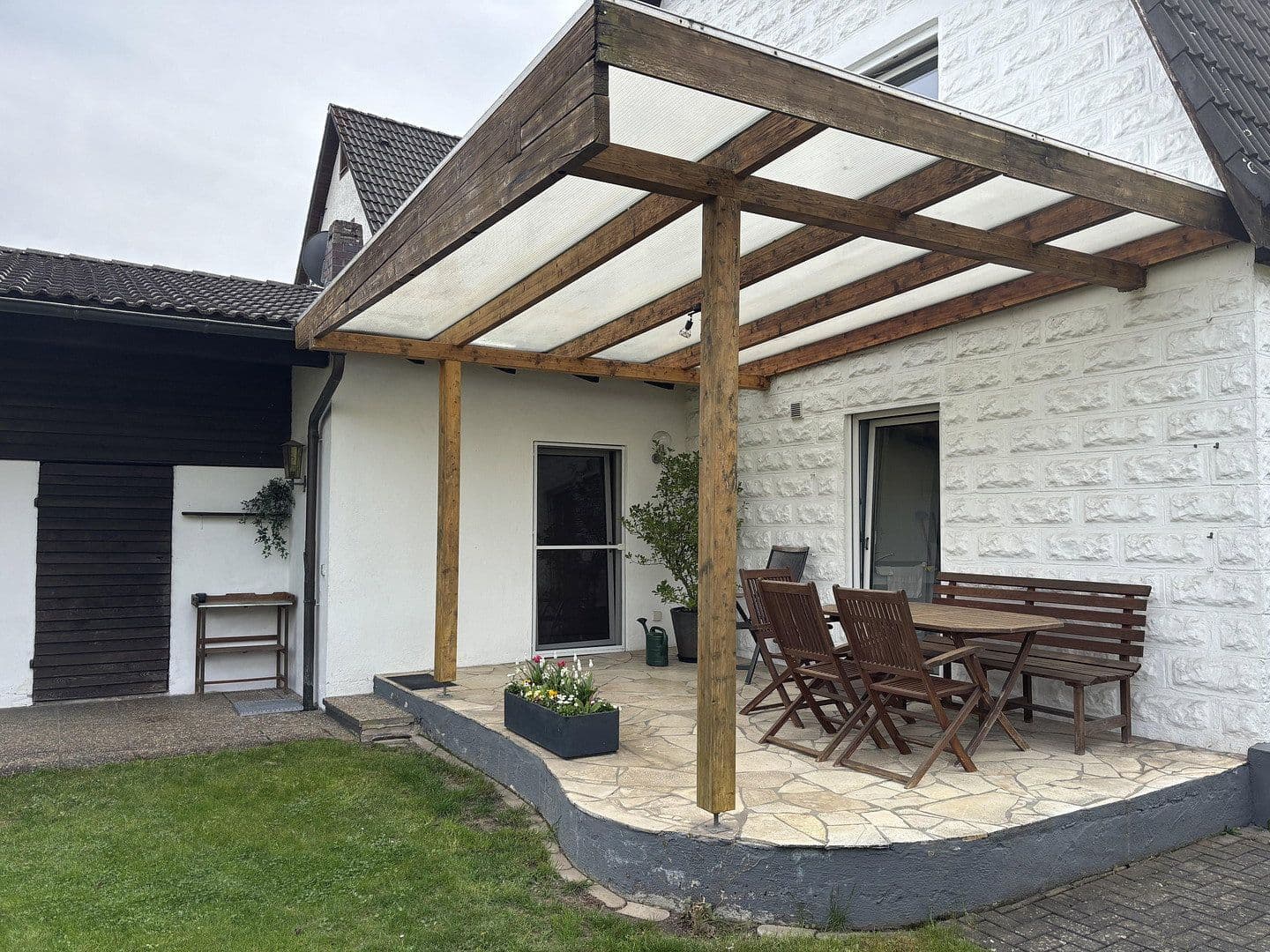 Prodej domu 124 m², pozemek 525 m², Asterstraße 4, Sulzbach-Rosenberg, Bavorsko Prodej domu 124 m², pozemek 525 m², Asterstraße 4, Sulzbach-Rosenberg, Bavorsko