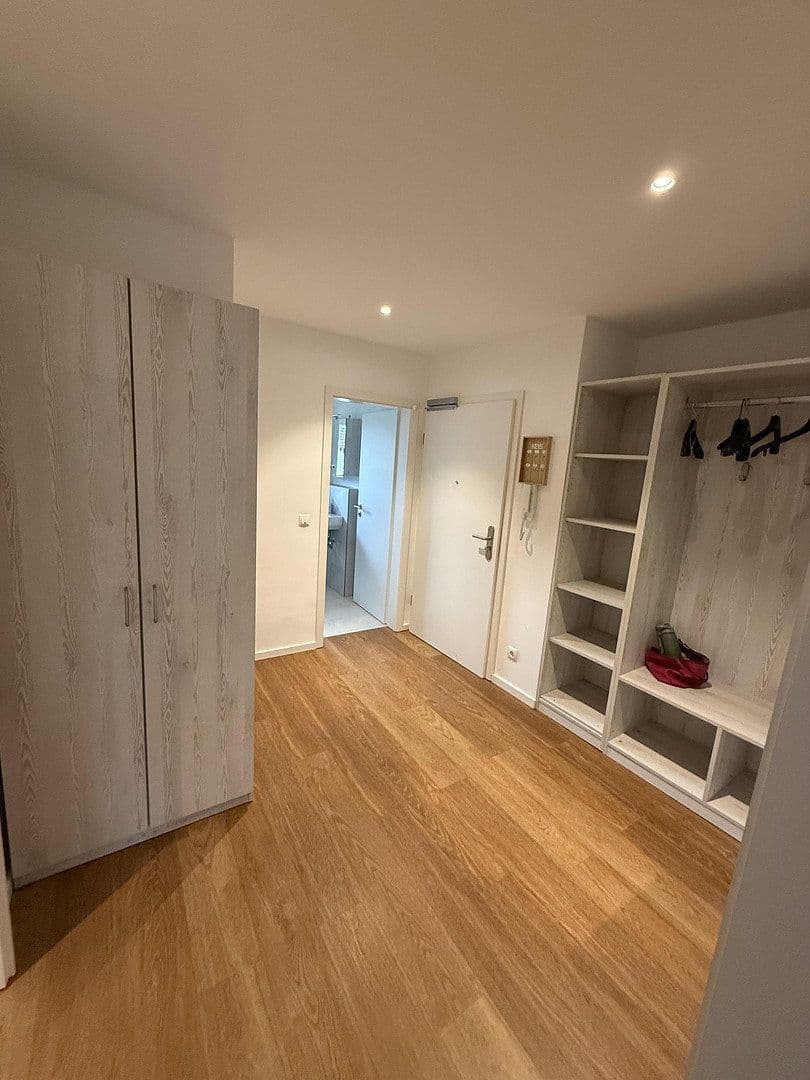 Pronájem bytu 1+1 14 m², Ottobrunn, Bavorsko Pronájem bytu 1+1 14 m², Ottobrunn, Bavorsko
