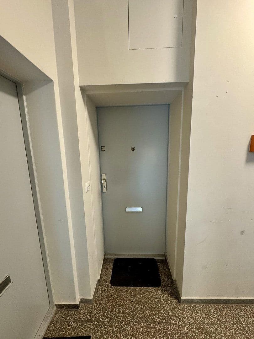 Prodej bytu 1+1 27 m², Großbeerenstraße 45, Berlin, Berlín Prodej bytu 1+1 27 m², Großbeerenstraße 45, Berlin, Berlín