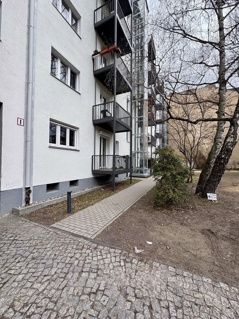 Prodej bytu 1+1 27 m², Großbeerenstraße 45, Berlin, Berlín Prodej bytu 1+1 27 m², Großbeerenstraße 45, Berlin, Berlín