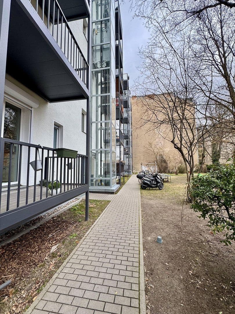 Prodej bytu 1+1 27 m², Großbeerenstraße 45, Berlin, Berlín Prodej bytu 1+1 27 m², Großbeerenstraße 45, Berlin, Berlín