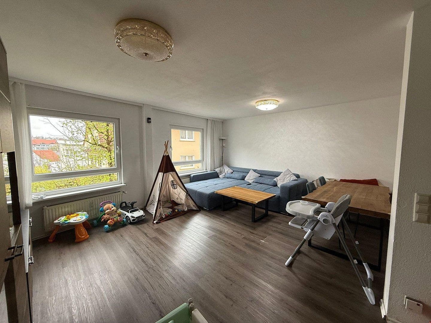 Pronájem bytu 3+1 99 m², Hechingen, Bádensko-Württembersko Pronájem bytu 3+1 99 m², Hechingen, Bádensko-Württembersko