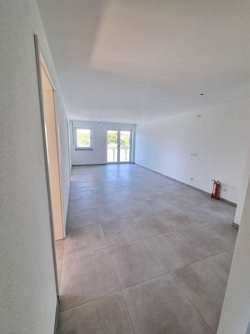 Pronájem bytu 2+1 64 m², Rosenheimer Str. 31, Grafing, Bavorsko Pronájem bytu 2+1 64 m², Rosenheimer Str. 31, Grafing, Bavorsko