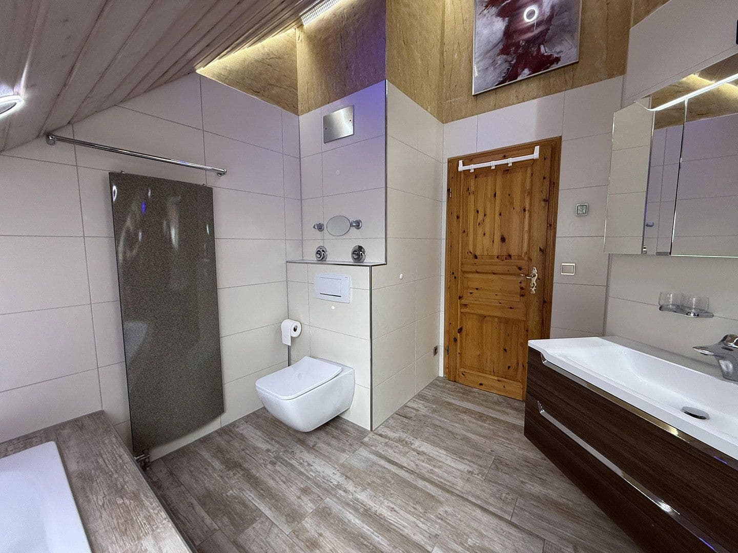 Prodej bytu 4+kk 105 m², Bad Ditzenbach, Bádensko-Württembersko Prodej bytu 4+kk 105 m², Bad Ditzenbach, Bádensko-Württembersko