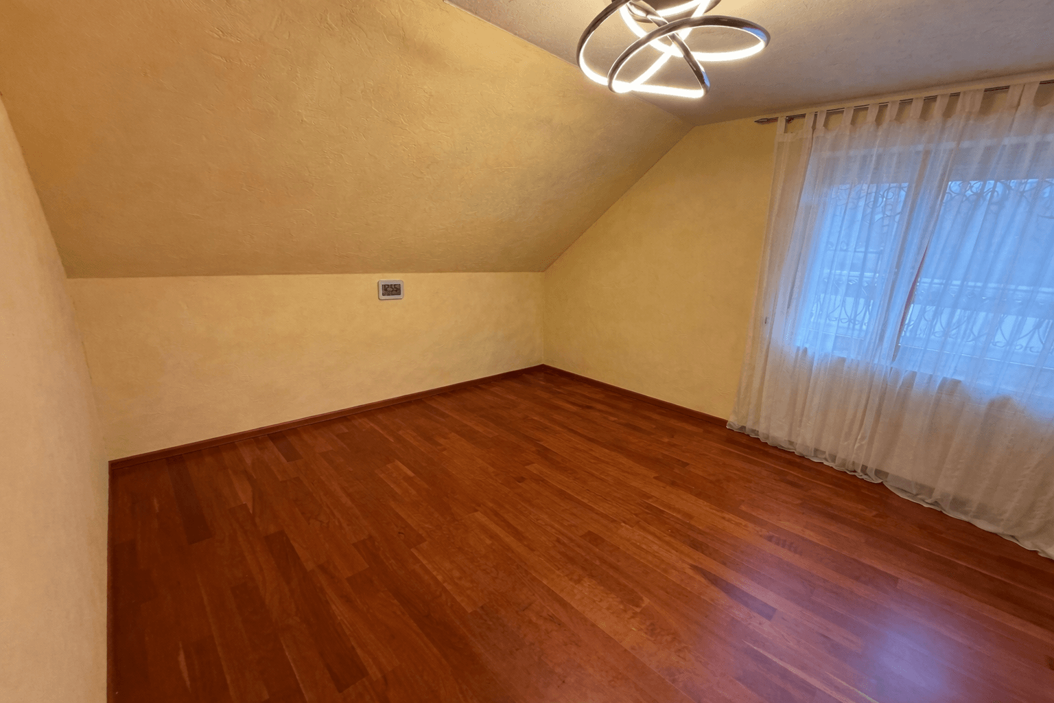 Prodej bytu 4+kk 105 m², Bad Ditzenbach, Bádensko-Württembersko Prodej bytu 4+kk 105 m², Bad Ditzenbach, Bádensko-Württembersko