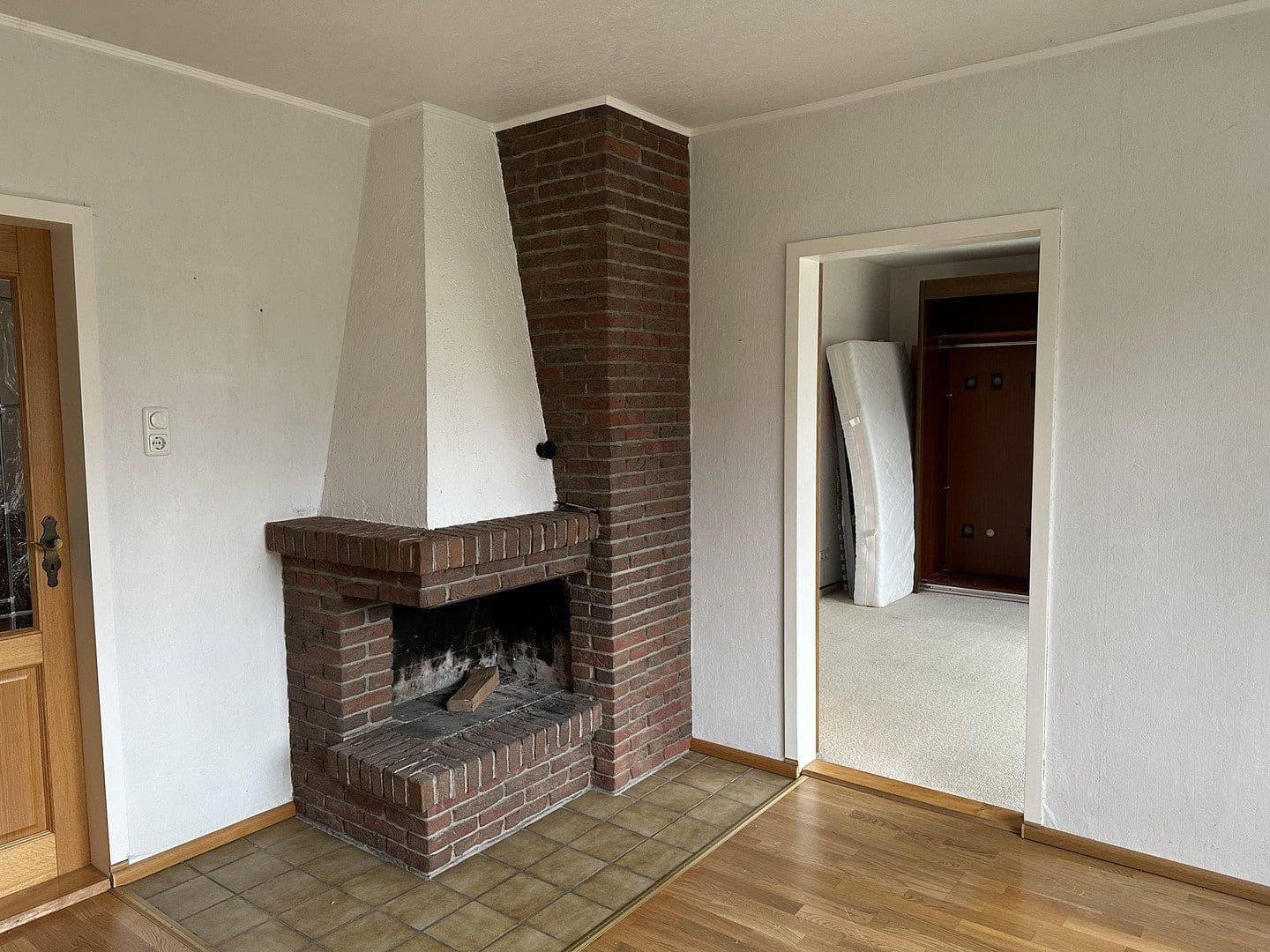 Prodej domu 110 m², pozemek 2.023 m², Kiel, Šlesvicko-Holštýnsko Prodej domu 110 m², pozemek 2.023 m², Kiel, Šlesvicko-Holštýnsko